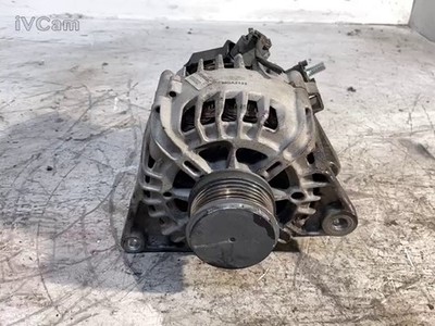 Alternatore (Hyundai) 373002A110 Usato