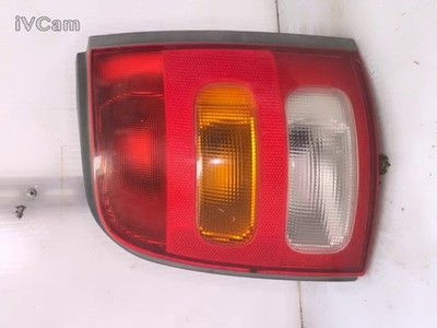 Fanale Post. Destro (Nissan) 265506F600 Usato