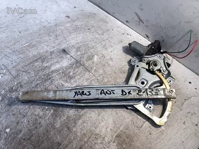 Alzacristallo Elettr. Porta Ant. Destro (Toyota) 698100D131 Usato