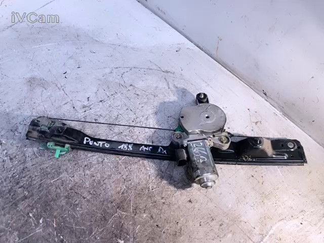 Alzacristallo Elettr. Porta Ant. Destro (Fiat) 51764549 Usato