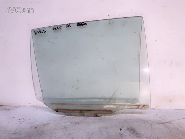 Scendente Atermico Porta Post. Sinistro (Toyota) 6811452010 Usato