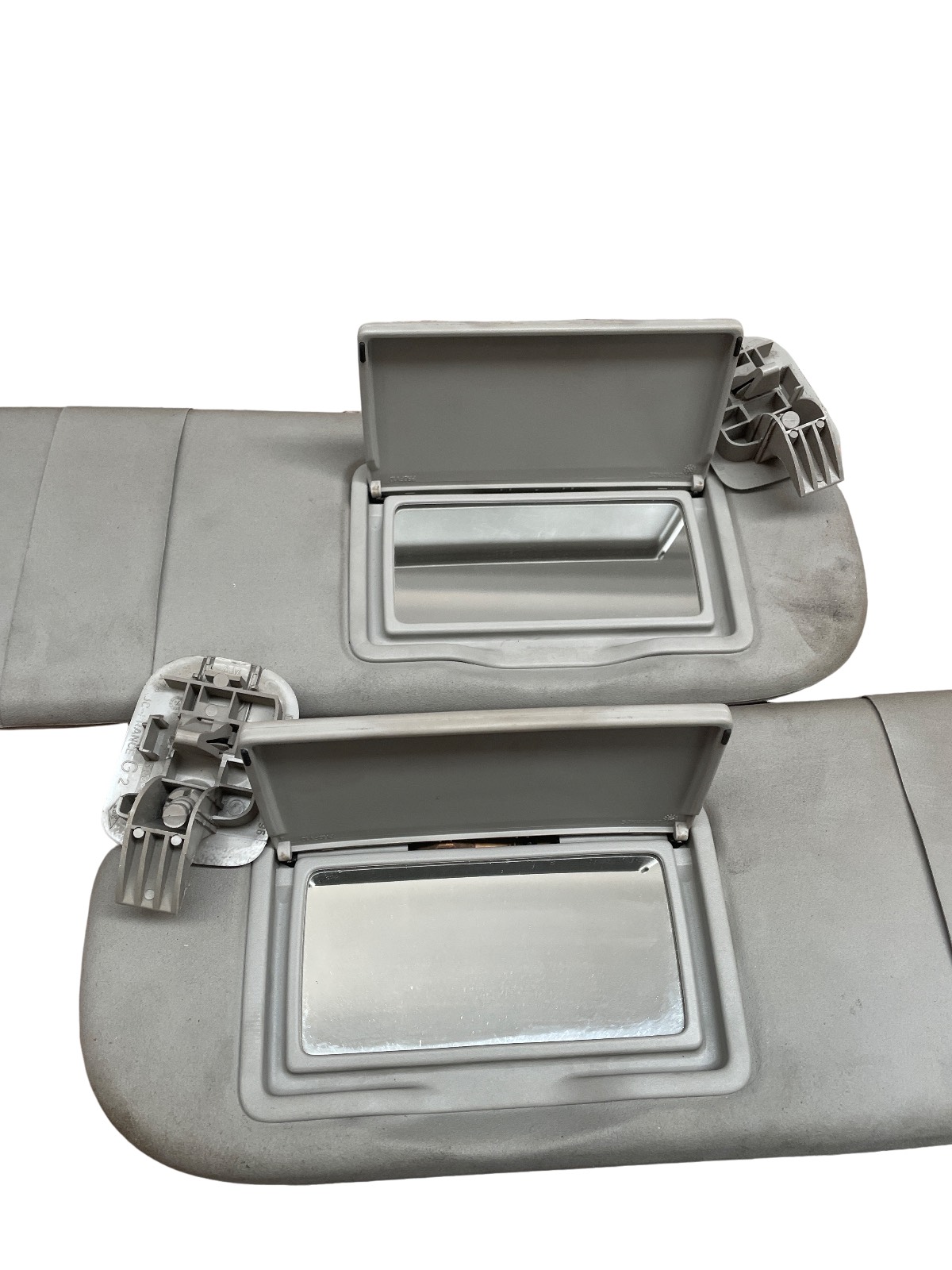 Alette Parasole Destro Sinistro (Renault) 8200245822 820000096 Usato
